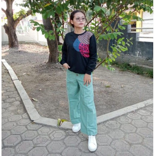 Deenay Bubble Sweatshirt Hitam