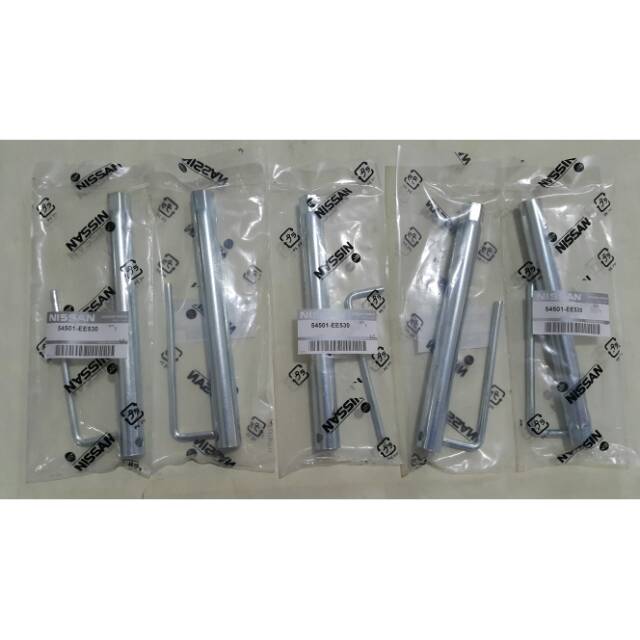 Kunci Busi Nissan Livina