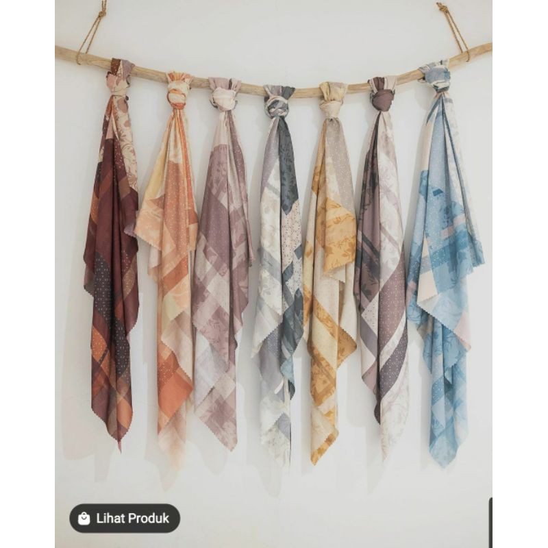 Rachel Scarf by Klamby