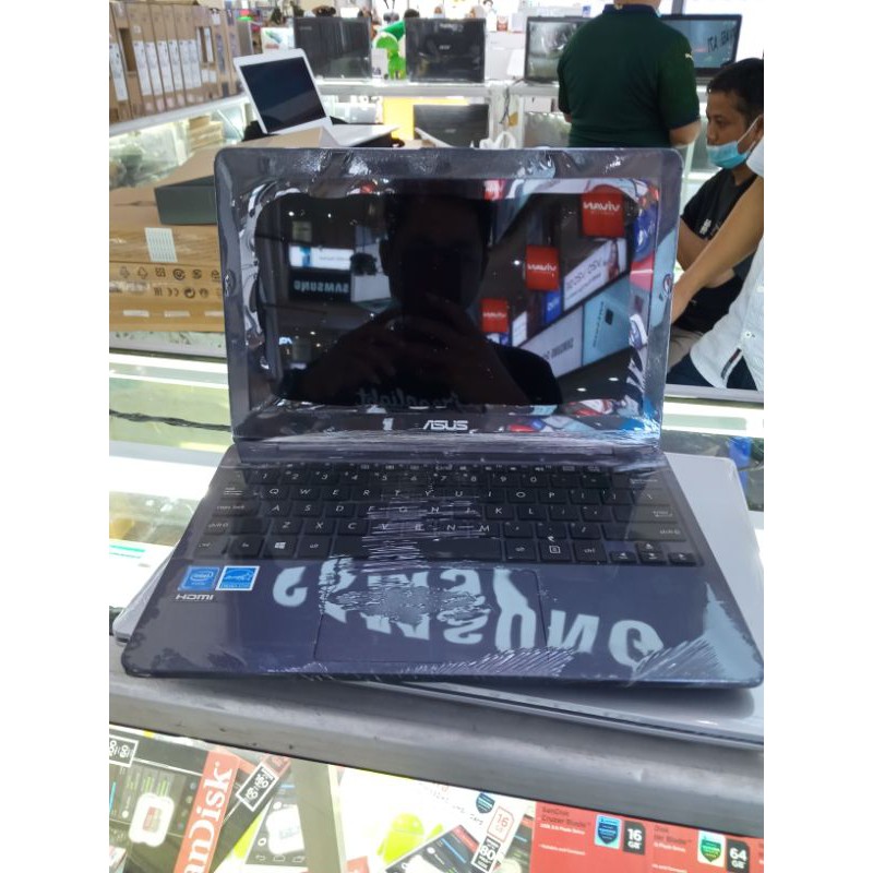 Notebook Asus VivoBook E203mah Intel Celeron N4000 Windows 10 Free Meja Portable-6