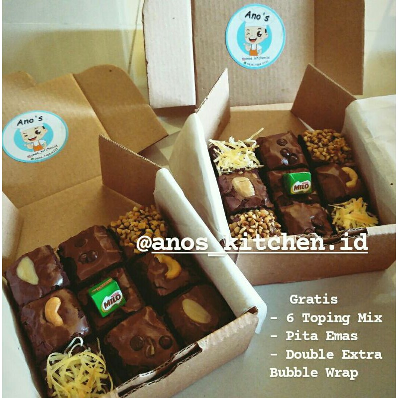 

Brownies Fudgy Dark Cokelat Skat (Isi 9 pcs)