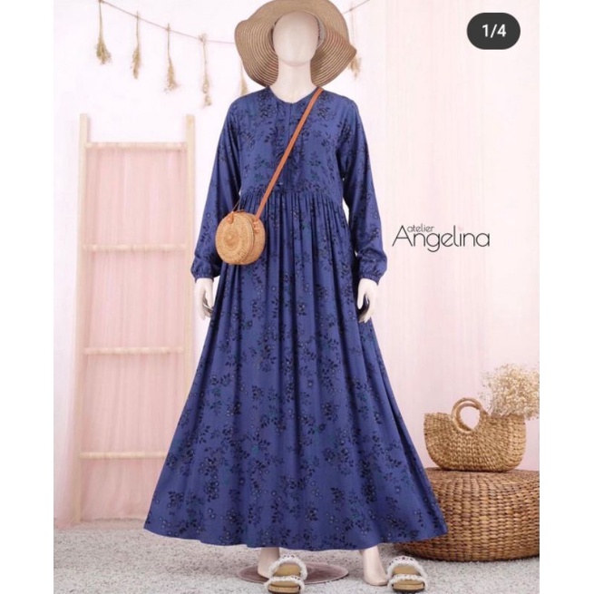 •SOLD OUT• Sarah Dress Winter Floral Navy Preloved