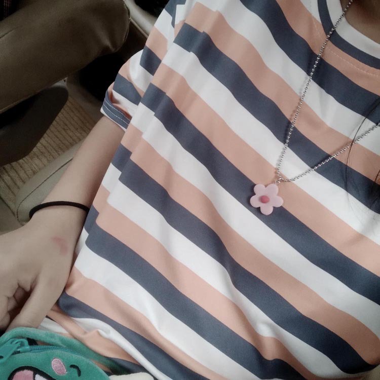 T578 TikTok gaya yang sama secara online influencer perhiasan bunga kecil gaya Jepang chic elegan wa