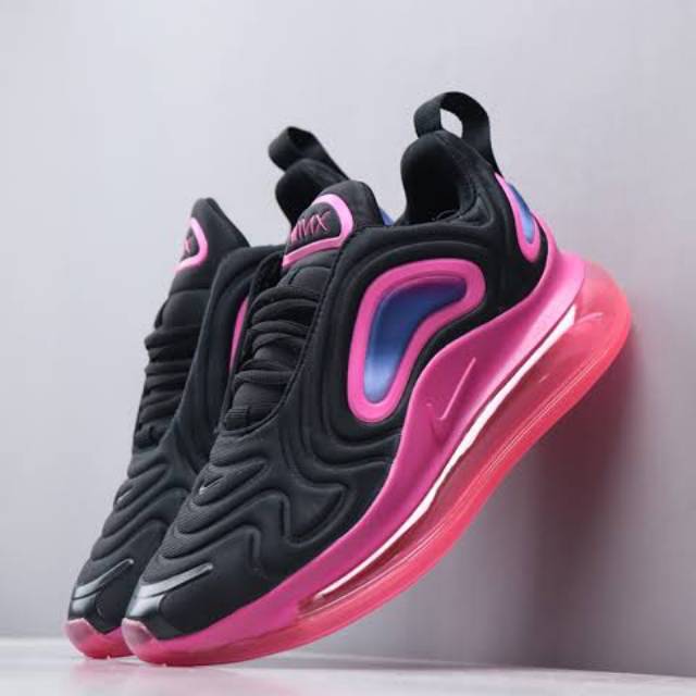 nike air max 720 black and pink