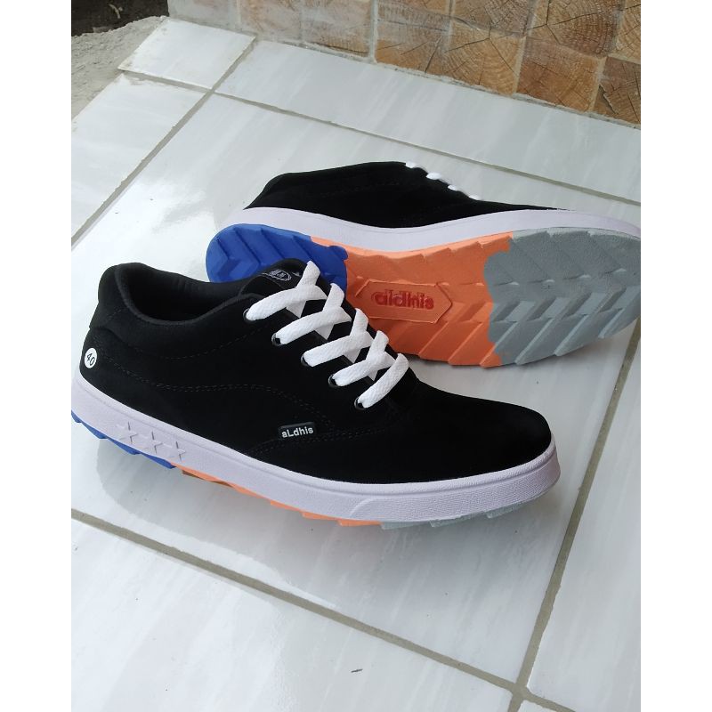 Sepatu Pria Casual Sneakers Cowok Original Kets Kasual Murah Buat Gaya Aldhis SG10 Hitam Black