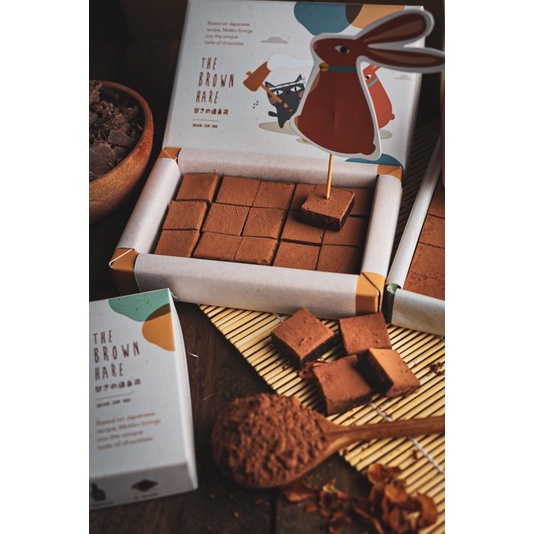 

Bundling Milk & Dark Nama Chocolate The Brown Hare (With paper bag small & Ice Gel)