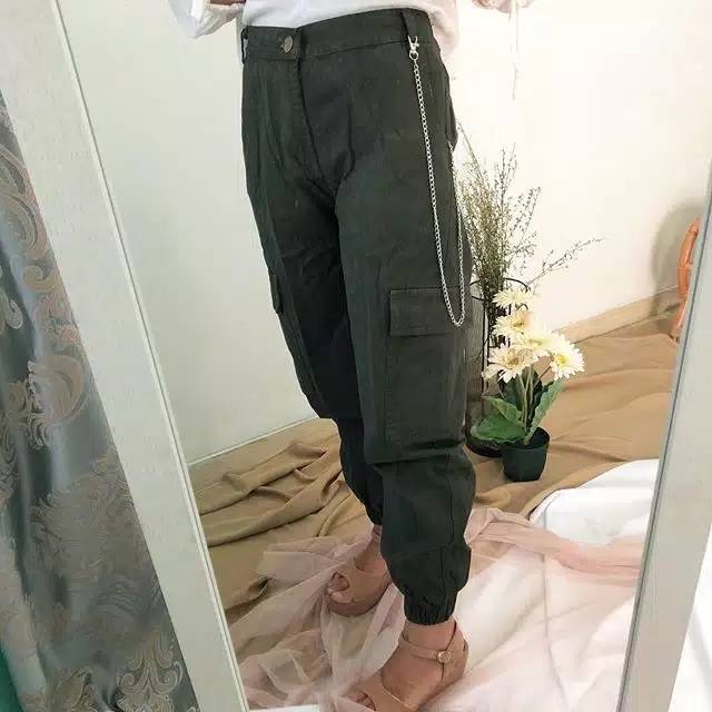 JOGGER CARGO PANTS STRADIVARIUS BAGUS MURAH