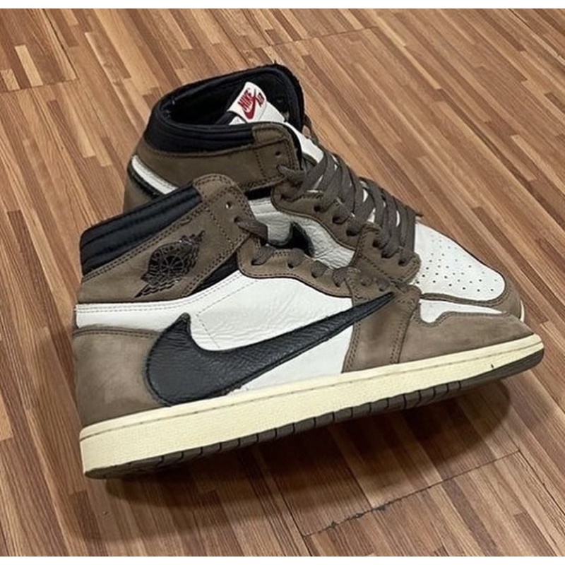 AJ 1High travis scott