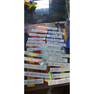 

STICKER CUTTING NAMA HOLOGRAM MURAH STICKER CUSTOM NAMA