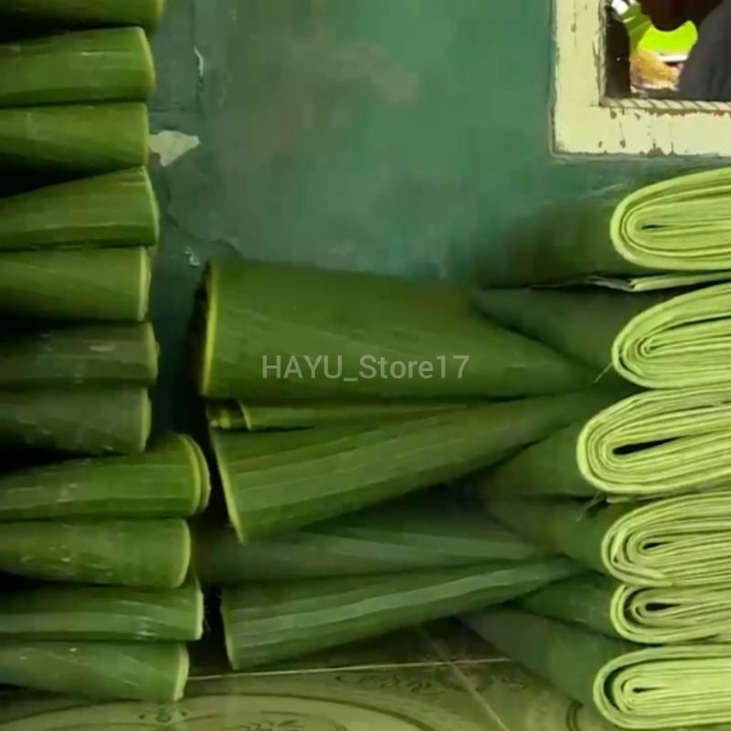 

Daun pisang batu untuk membuat pepes