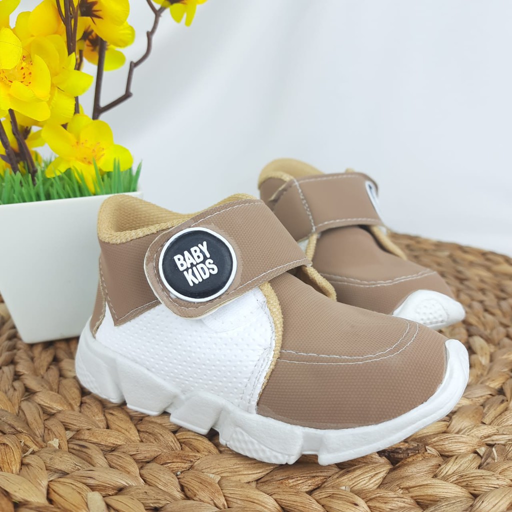 [TAMAN SEPATUKU] SEPATU TRENDY MURAH SNEAKER LAKI LAKI  KEREN USIA 1-3 TAHUN CAX19