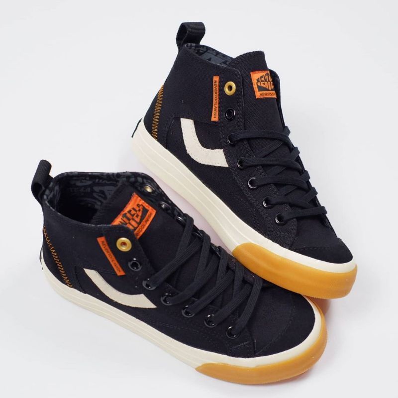 SEPATU VENTELA X NEVERTOOLAVISH HARD NOIR NTL HIGH & LOW ORIGINAL SEPATU VANTELLA