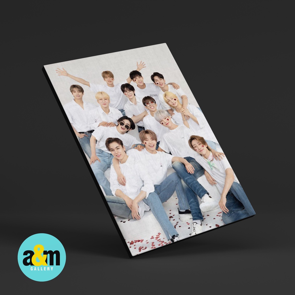 Poster Kayu SEVENTEEN Hiasan Dinding Kamar K-POP I Pajangan Dinding Kamar K-POP Wall Decor Kamar - A&amp;M