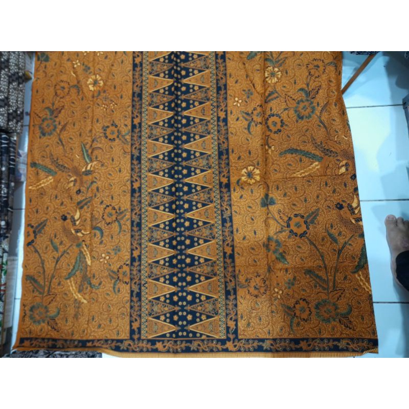 Sarung batik kwalitas bagus batik solo batik sragen batik Indonesia budaya Indonesia batik katun