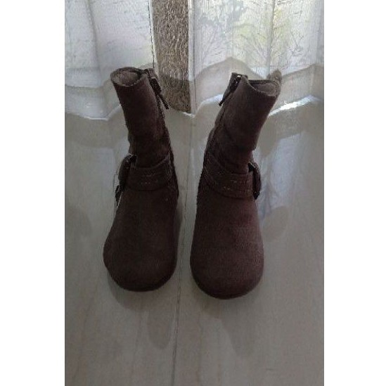 PRELOVED NEW Sepatu Boot anak perempuan