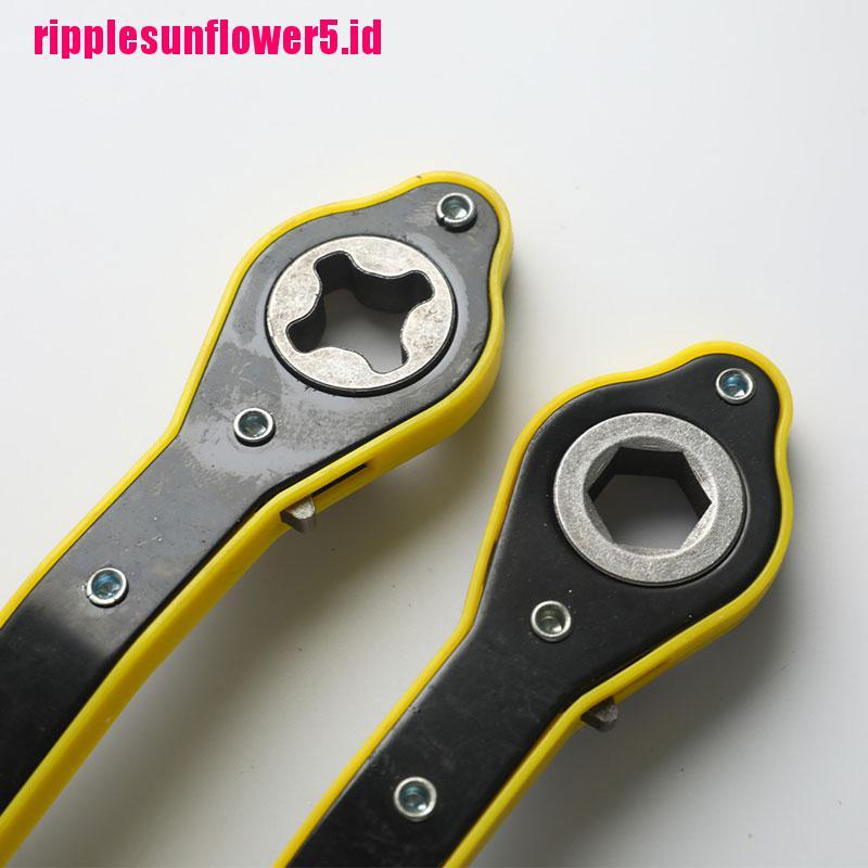 # Kaos T-Shirt Wanita Lengan Pendek Motif Print #Kunci Pas ratchet Untuk Reparasi Ban Mobil