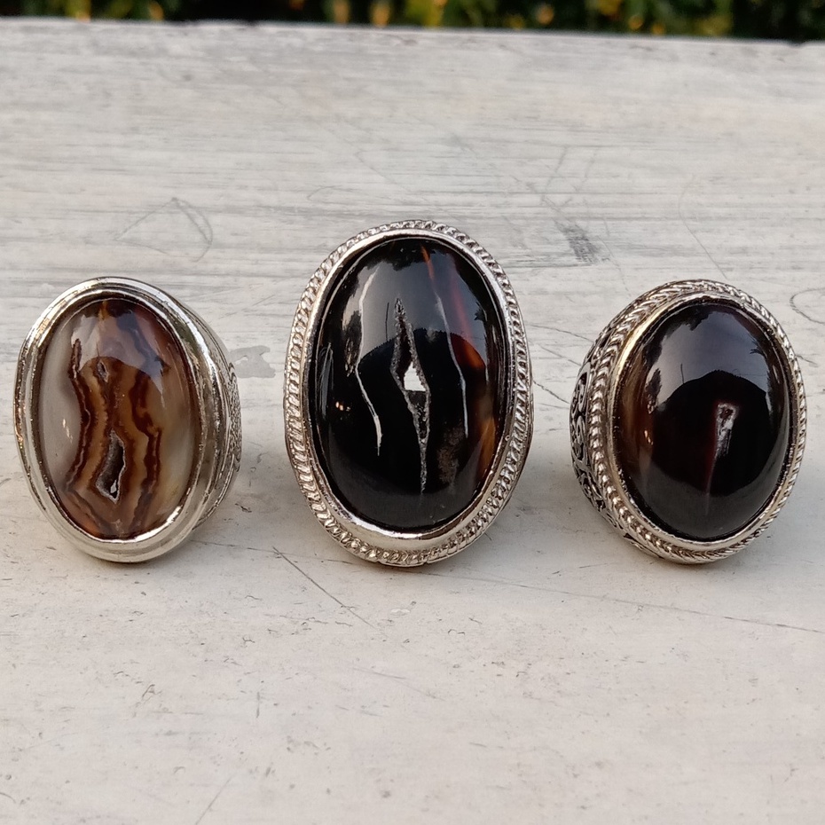 Cincin Batu Akik Yaman Wulung Motif Combong