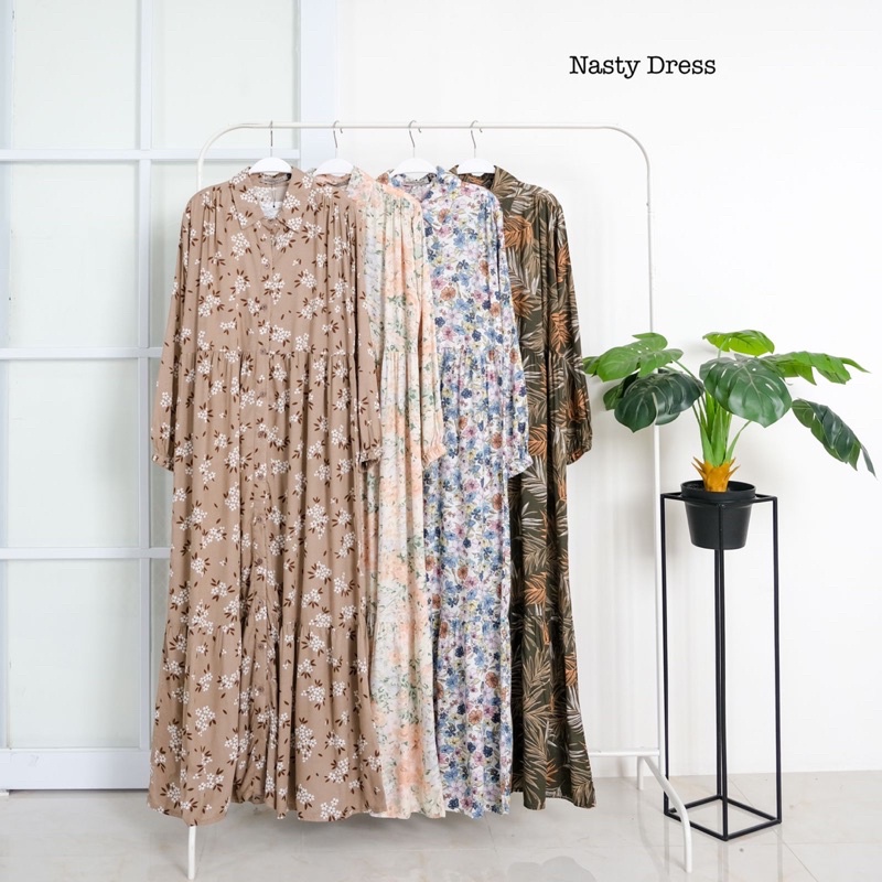 NASTY DRESS