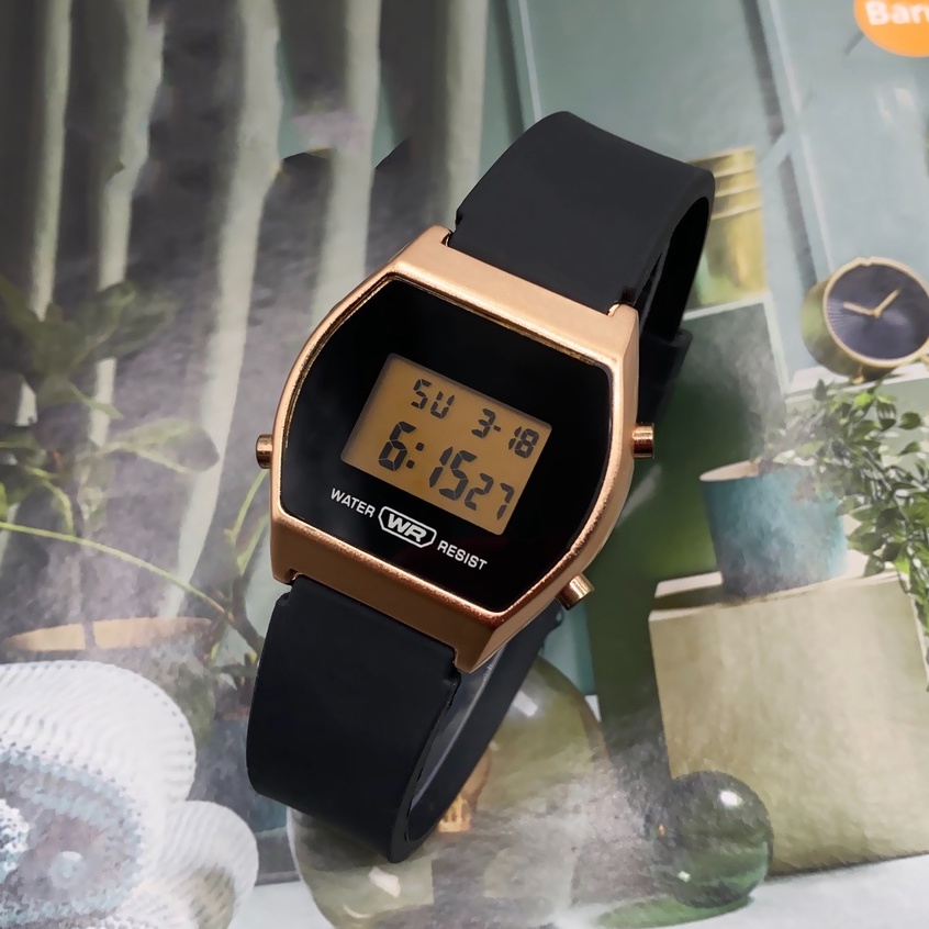 Jam Tangan Digital Body Besi Pria&amp;Wanita