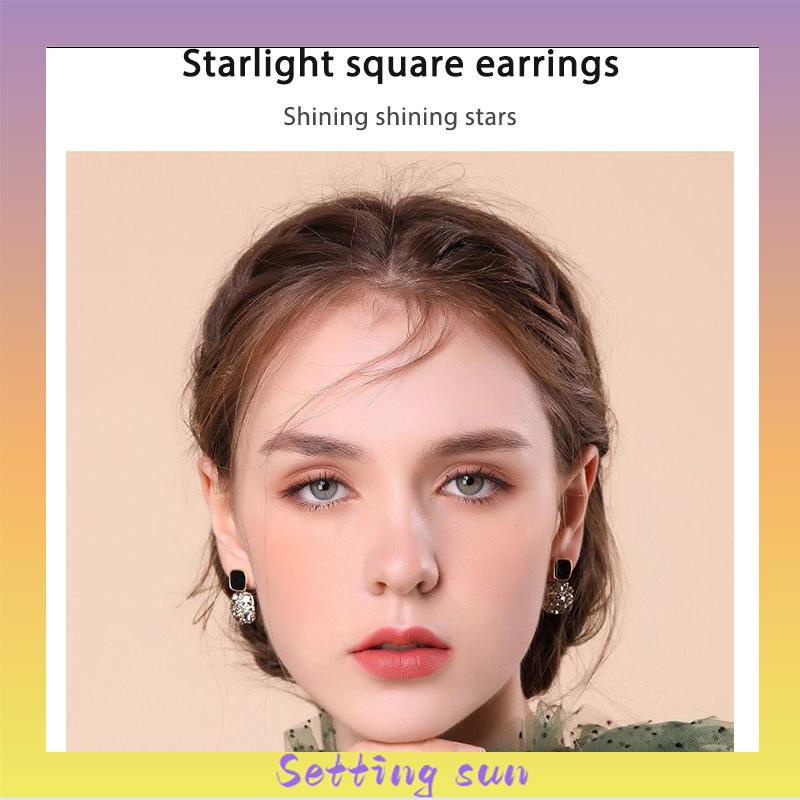 Anting Retro Mewah Siswa Perempuan Sederhana Temperamen Fashion Anting Murah Hati TN