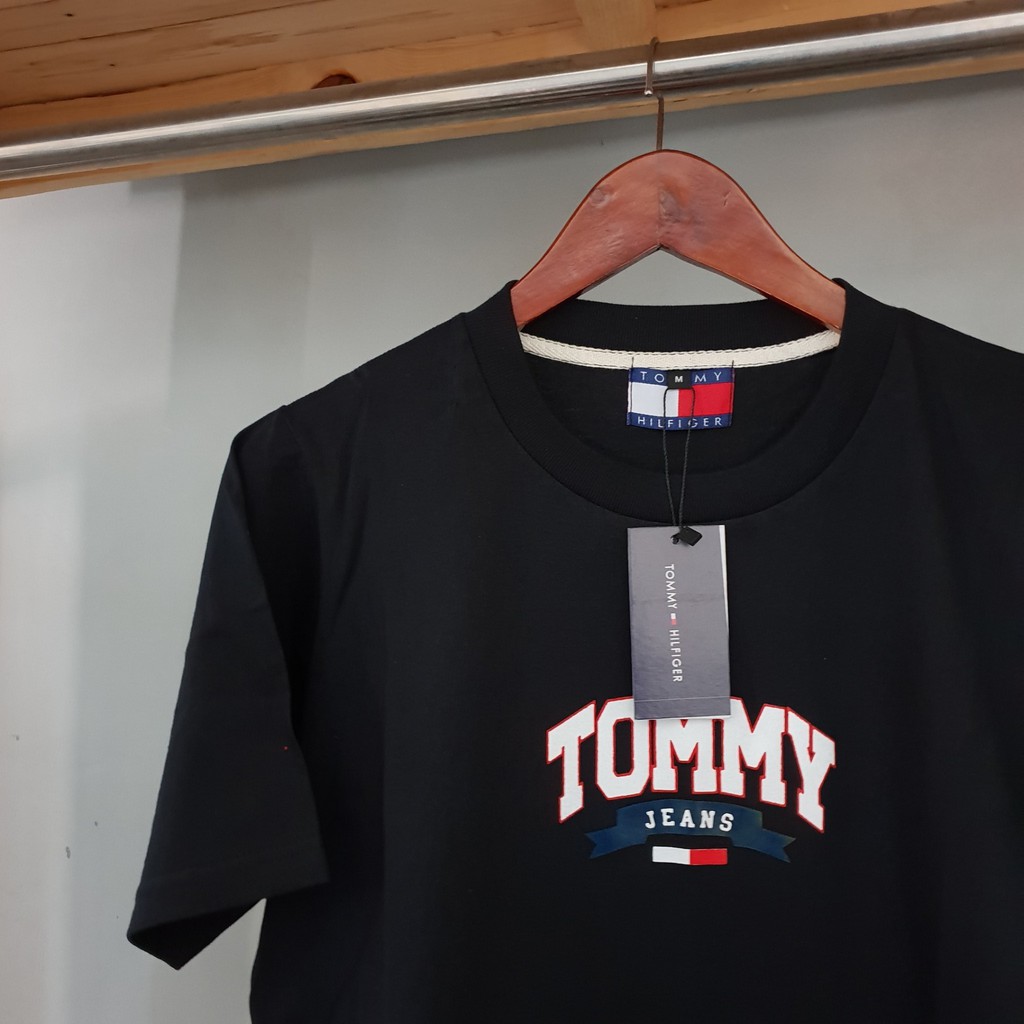 KAOS TOMMY JEANS HITAM PREMIUM