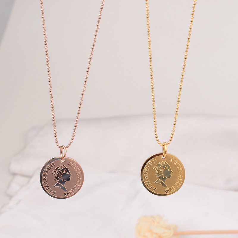 Kalung Rantai Gaya Retro Korea Dengan Liontin Koin Emas Untuk Wanita Kalung Gaya Barat Retro Coin Pendant Kualitas Tinggi