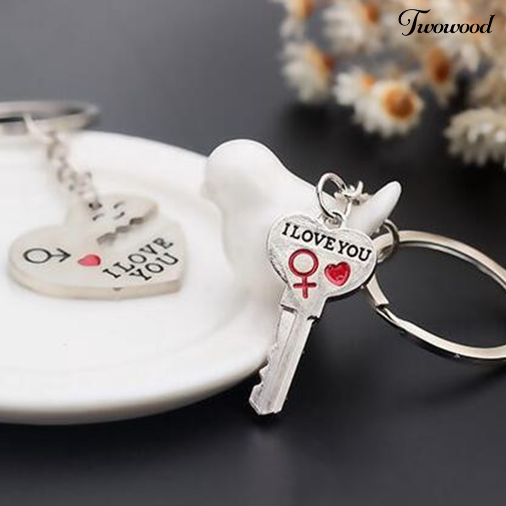 1 Pasang Gantungan Kunci Bentuk Hati Bahan Alloy Untuk Hadiah Valentine