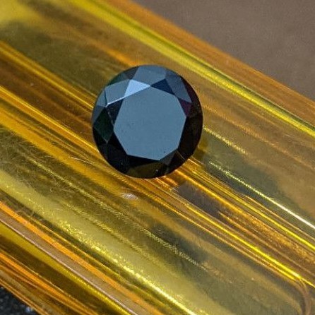 BERLIAN HITAM / BERLIAN EROPA / BLACK DIAMOND