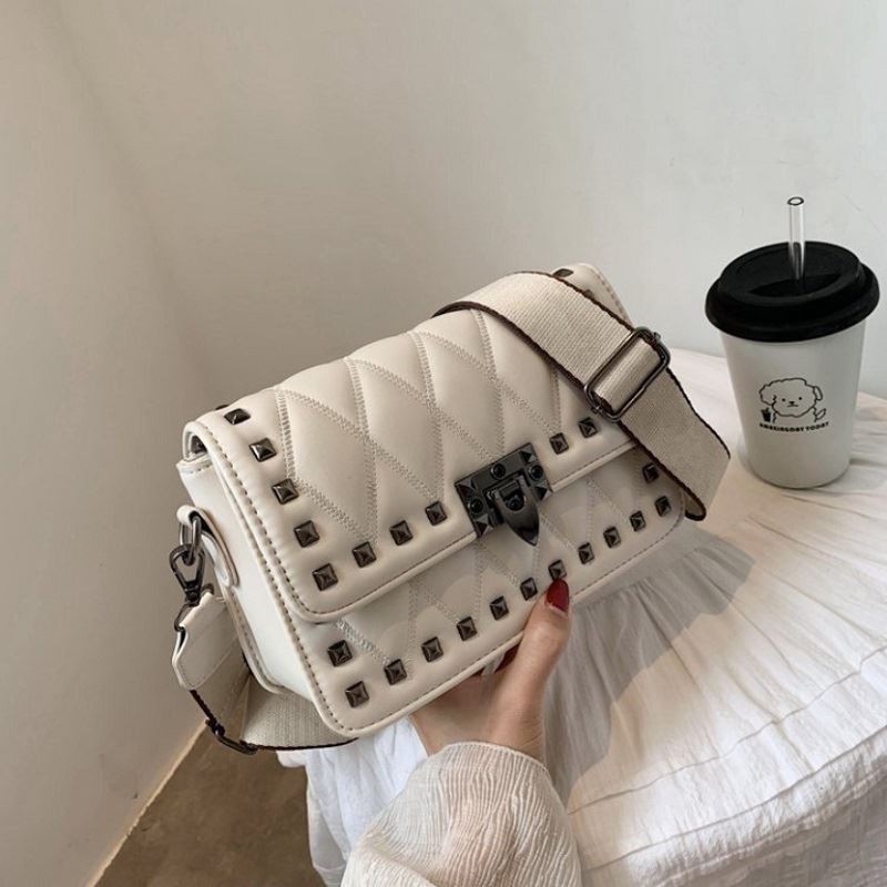 BJ42920 - BLACK/BROWN/RED/WHITE - TAS SLEMPANG MANIK ELEGAN MEWAH FASHION MODIS TAS WANITA FASHION IMPORT MODIS ELEGAN TERMURAH TERLARIS TERBARU BAGSTORE JAKARTA TAS BATAM JT9944 BQ2920