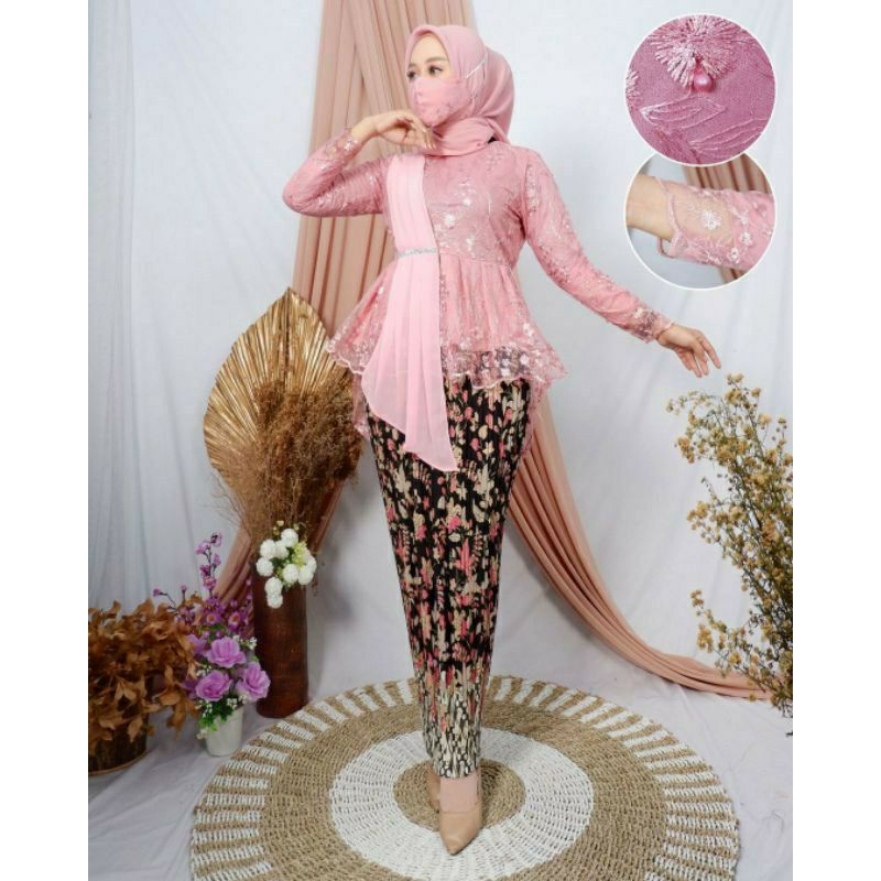 AZURAH SCRAF  // (REALPICT) SETELAN KEBAYA AURORA SELENDANG// BLOSUSE AMALIA // SET KEBAYA AURORA SELENDANG // KEBAYA WISUDA // KEBAYA TERBARU // KEBAYA MODERN