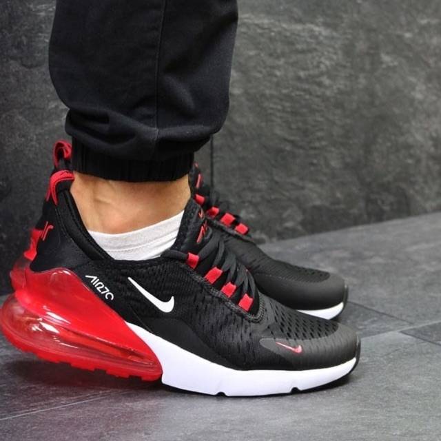 nike airmax 270 black and red
