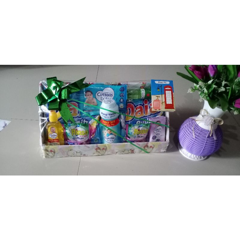 parcel perlengkapan bayi