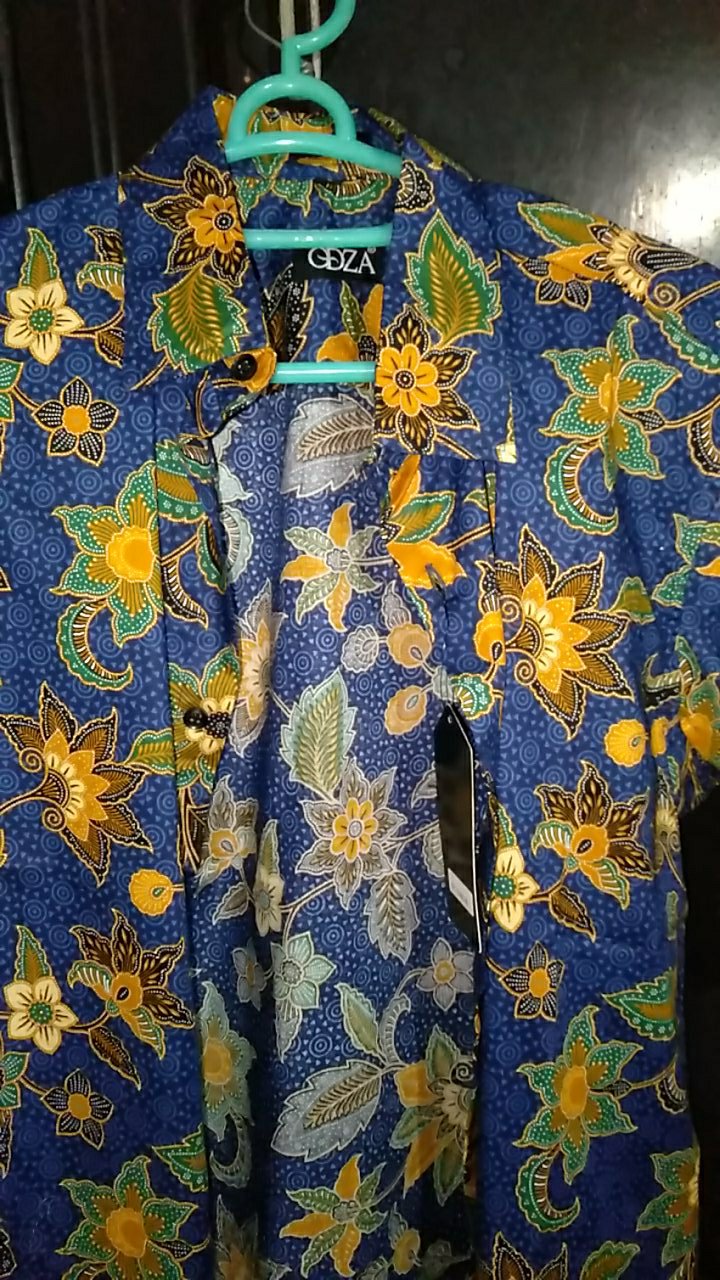 Odza Baju Kemeja Batik Modern Lengan Pendek Pria Slim Fit