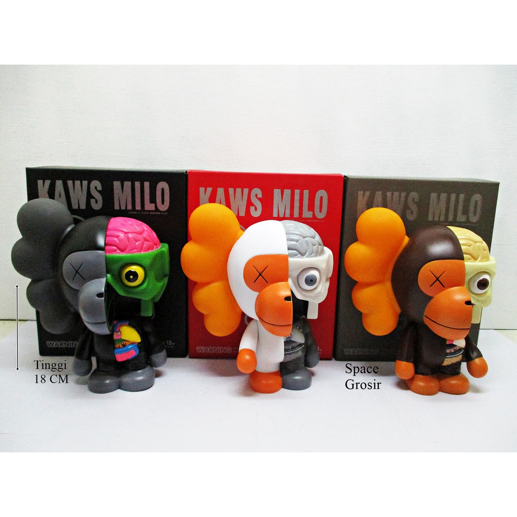 Action Figure Kaws X Milo