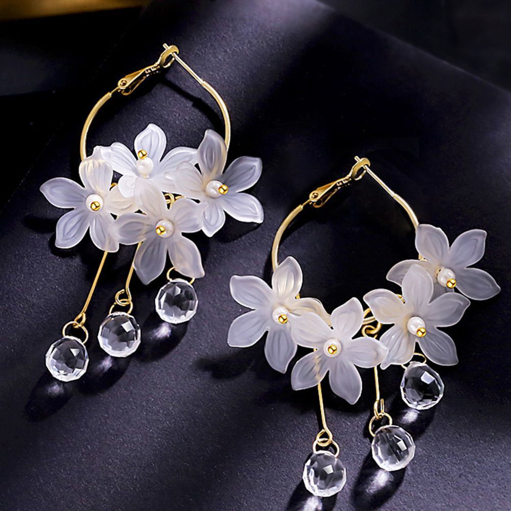 Needway  Gift Dangle Earrings Metal Circle Crystal Drop Earrings Women Trendy Accessories Acrylic Flower Fashion Jewelry/Multicolor