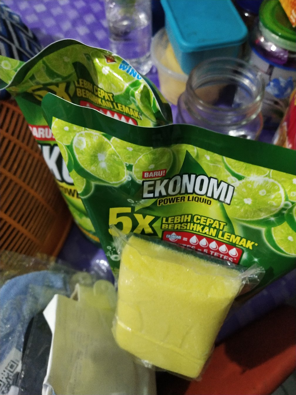 Sabun Cuci Piring Ekonomi Power Liquit 780 Ml