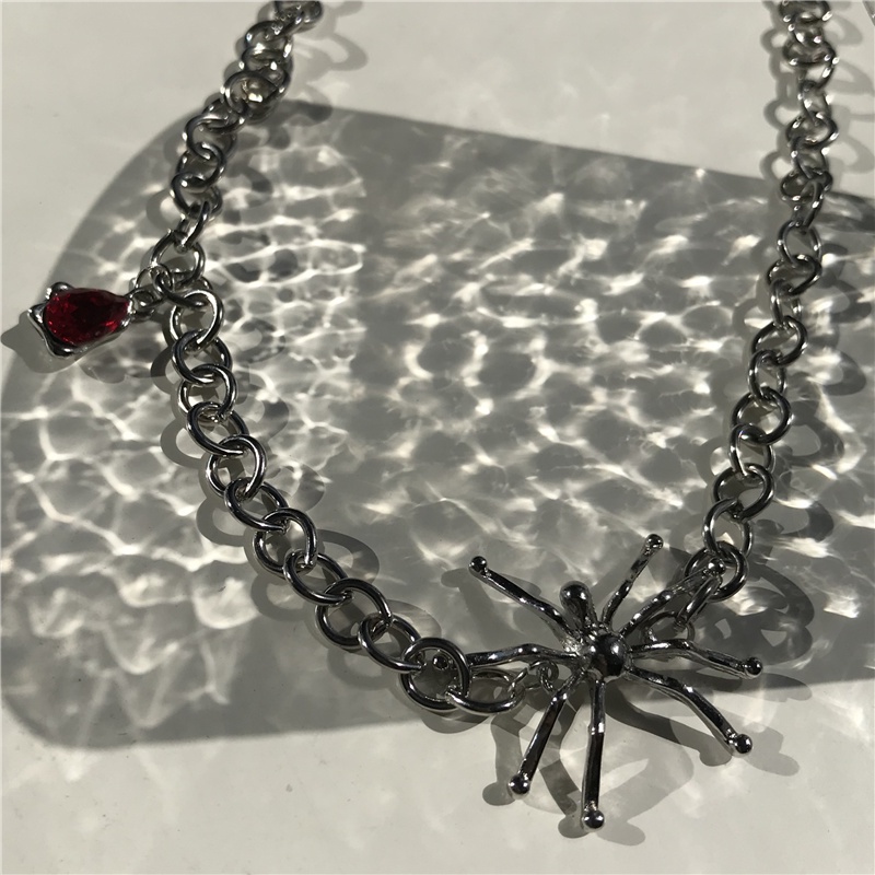 Ruby Spider Chain Necklace Accessories Chain Dark Punk