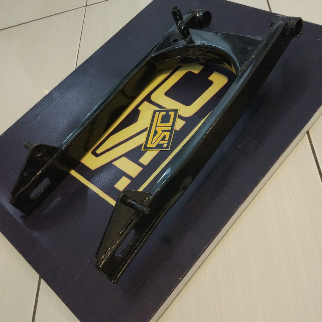 Swing Arm Yamaha Vega ZR Hitam