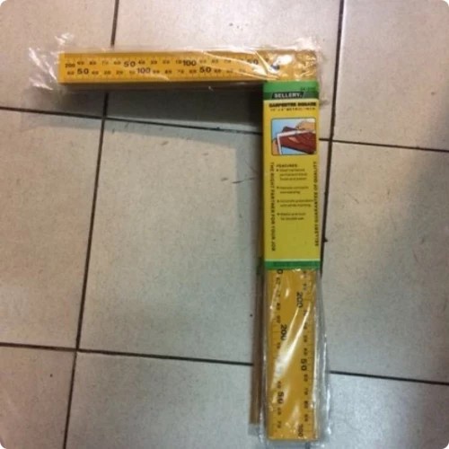 

Produk Penggaris Siku 30X20 Cm Siku Tukang Sellery Usa Kualitas Bagus Diskon