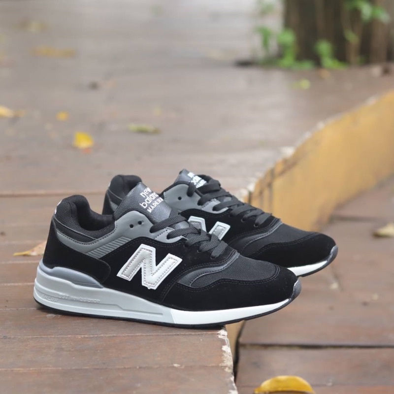 New balance 997s shoes man