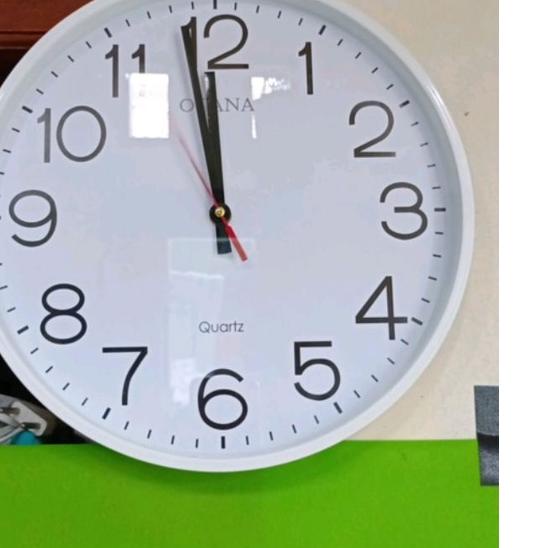 Jam Dinding Ogana Polos Besar 901