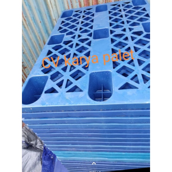 PALET plastik bekas berkwalitas 120x80x14,palet model kaki