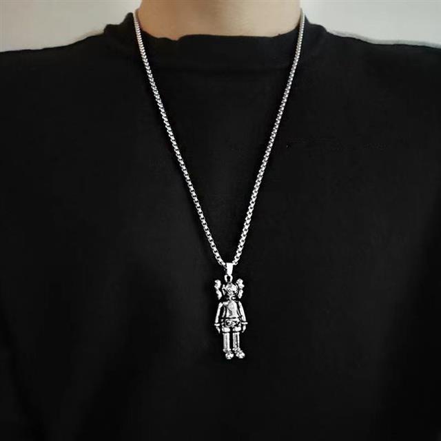 Tidak memudar hip hop baja titanium kalung kepribadian Sesame Street boneka in fashion merek pria di