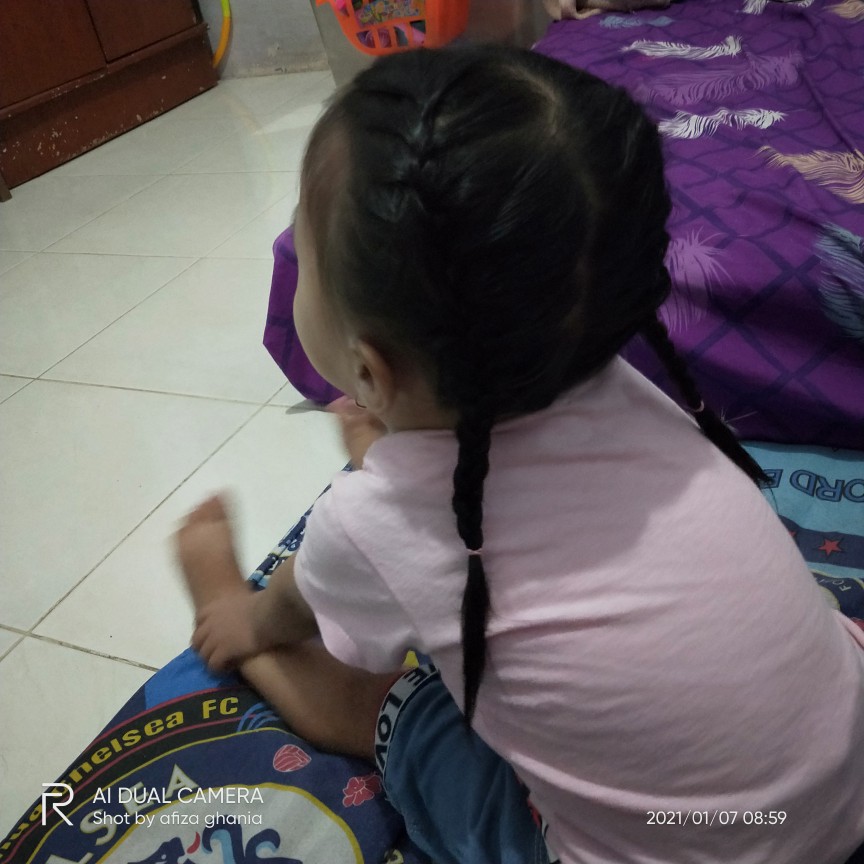 Lock&lock Rectangular 1.8 Liter -- Hpl813 --