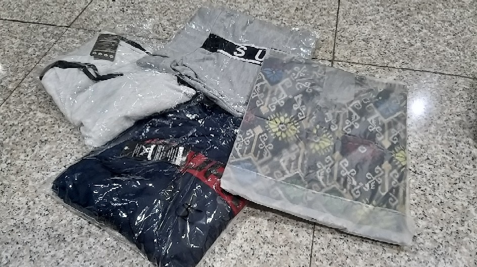 Freypv 7002 Short Batik Black Red Yellow M-xl Kemeja Batik