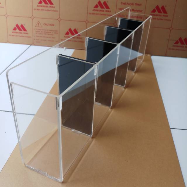 Aquarium Soliter Cupang Akrilik - 5 kamar dan sekat bening hitam - Gantung