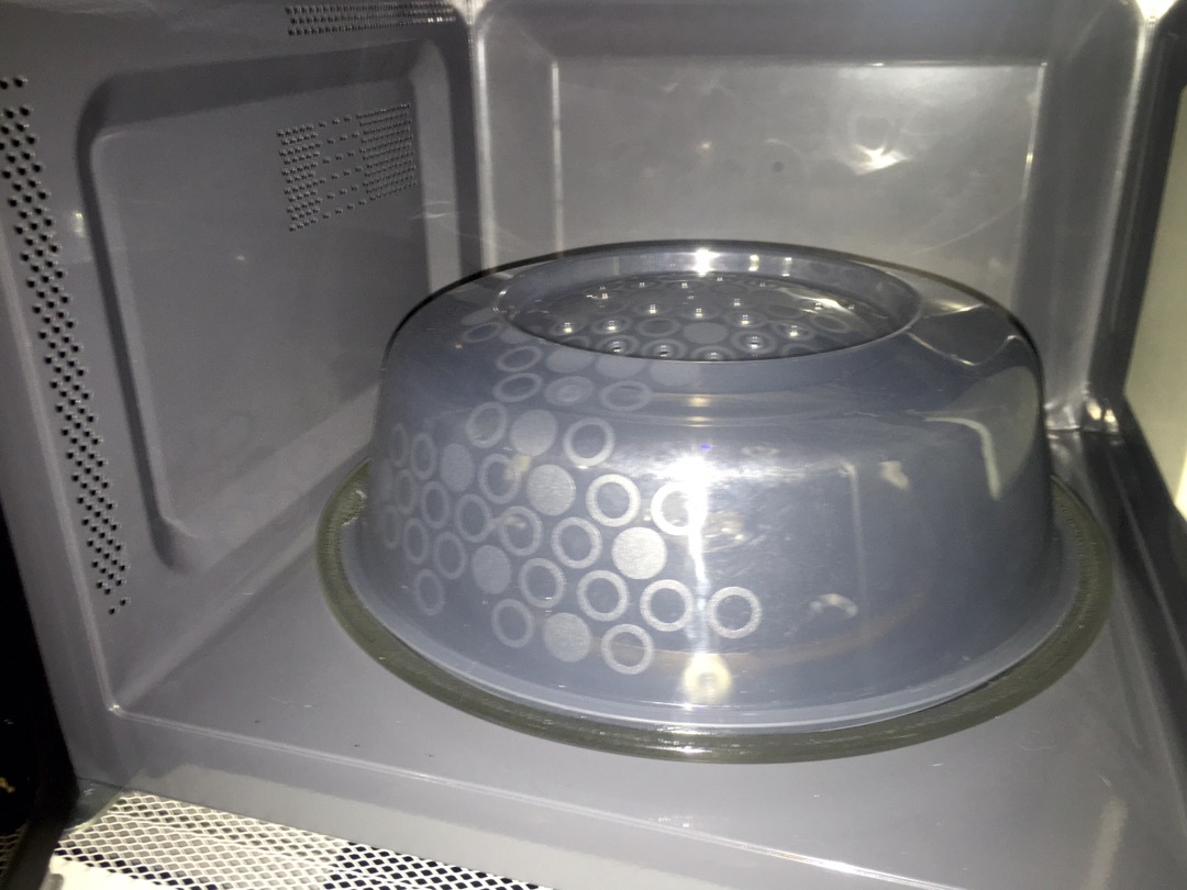 Tutup Microwave , Peralatan Dapur  Peralatan Masak Abu-abu Biru 26x9 Cm Pr589