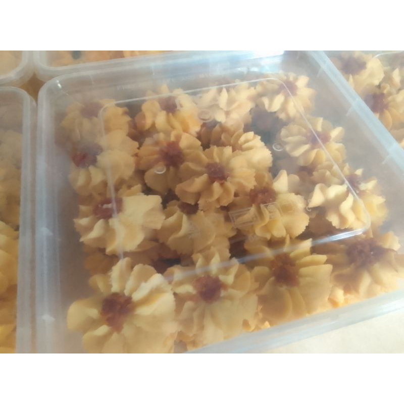 

Dahlia Cookies / Roti Mawar homemade by Azzahra