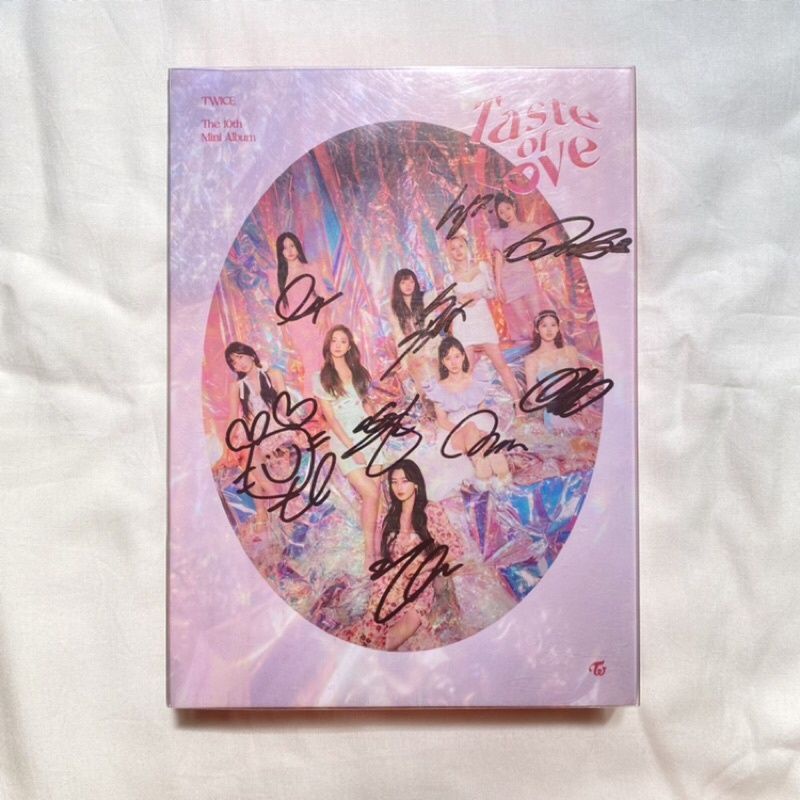 [booked] SIGNED Album Twice Taste of Love
