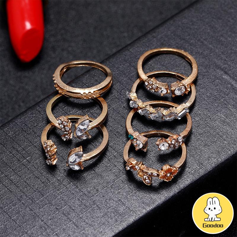 7 Set Cincin titanium Bentuk Kupu-Kupu Bintang Bulan Warna Emas Gaya Retro Bohemian -Doo